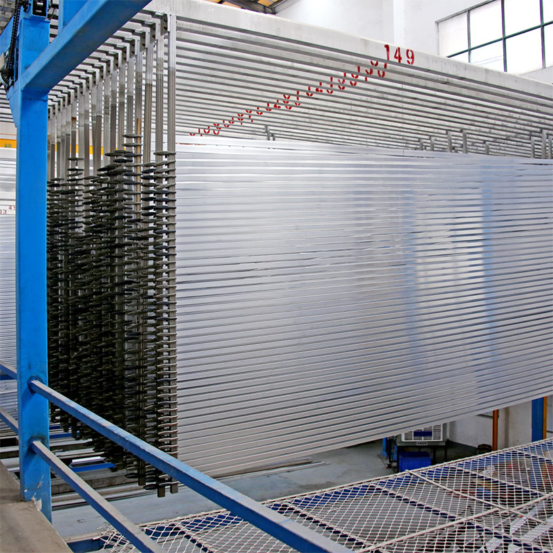 氧化、電泳生產(chǎn)線